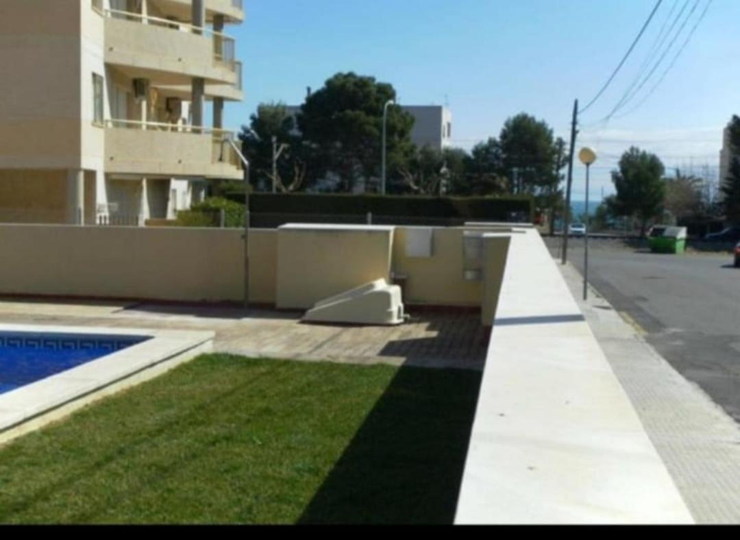 Apartamento Con Terraza Y Acceso Directo A La Piscina Y A 50 M De La Playa Miami Playa Exterior foto