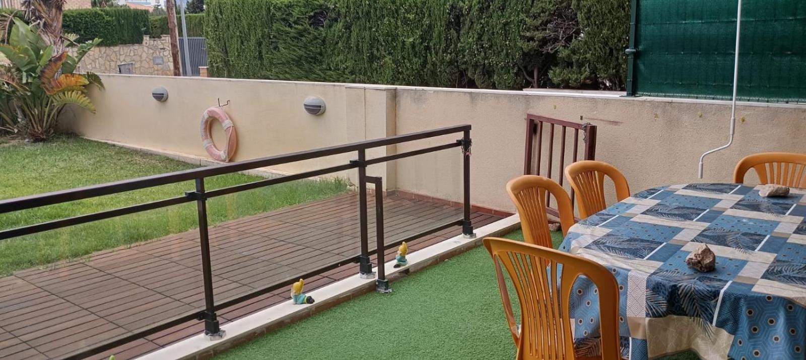 Apartamento Con Terraza Y Acceso Directo A La Piscina Y A 50 M De La Playa Miami Playa Exterior foto